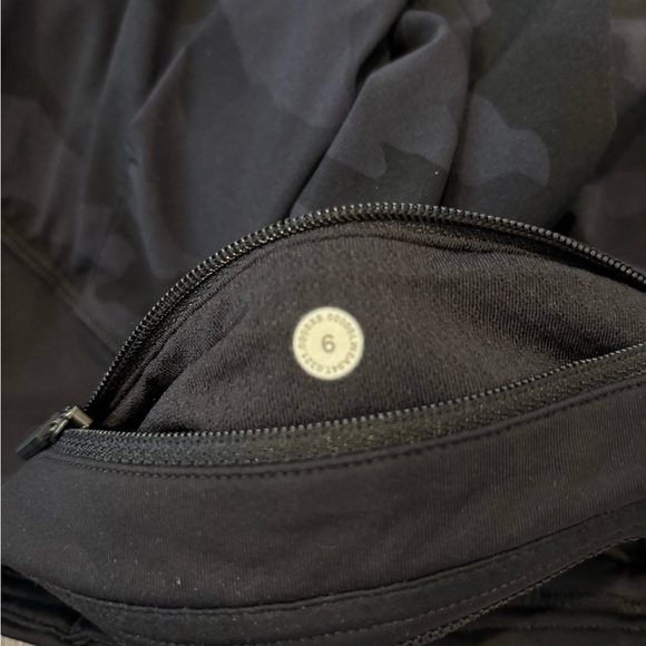 lululemon athletica Black Camo Skort-size 6 regular - Picture 10 of 14